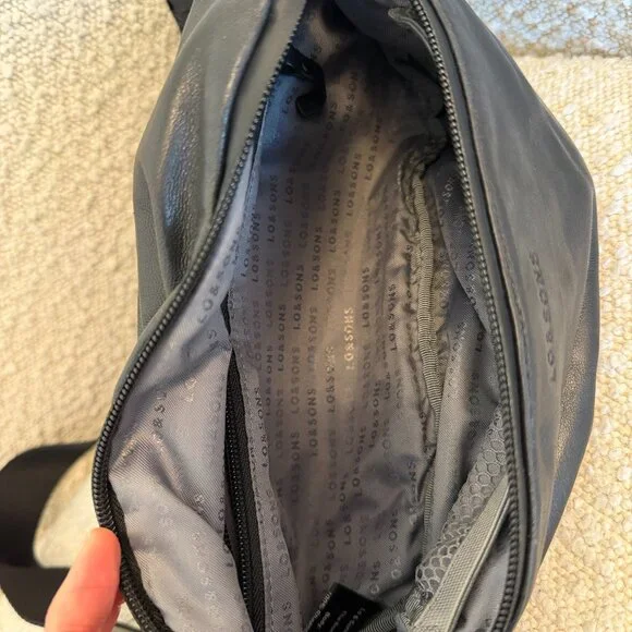 Lo & Sons - Bond Leather Sling Bag - Picture 4 of 9